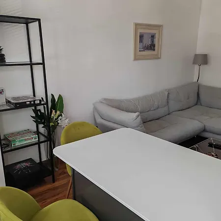 Two Bedroom Apartment In Dollis Hill Лондон Экстерьер фото