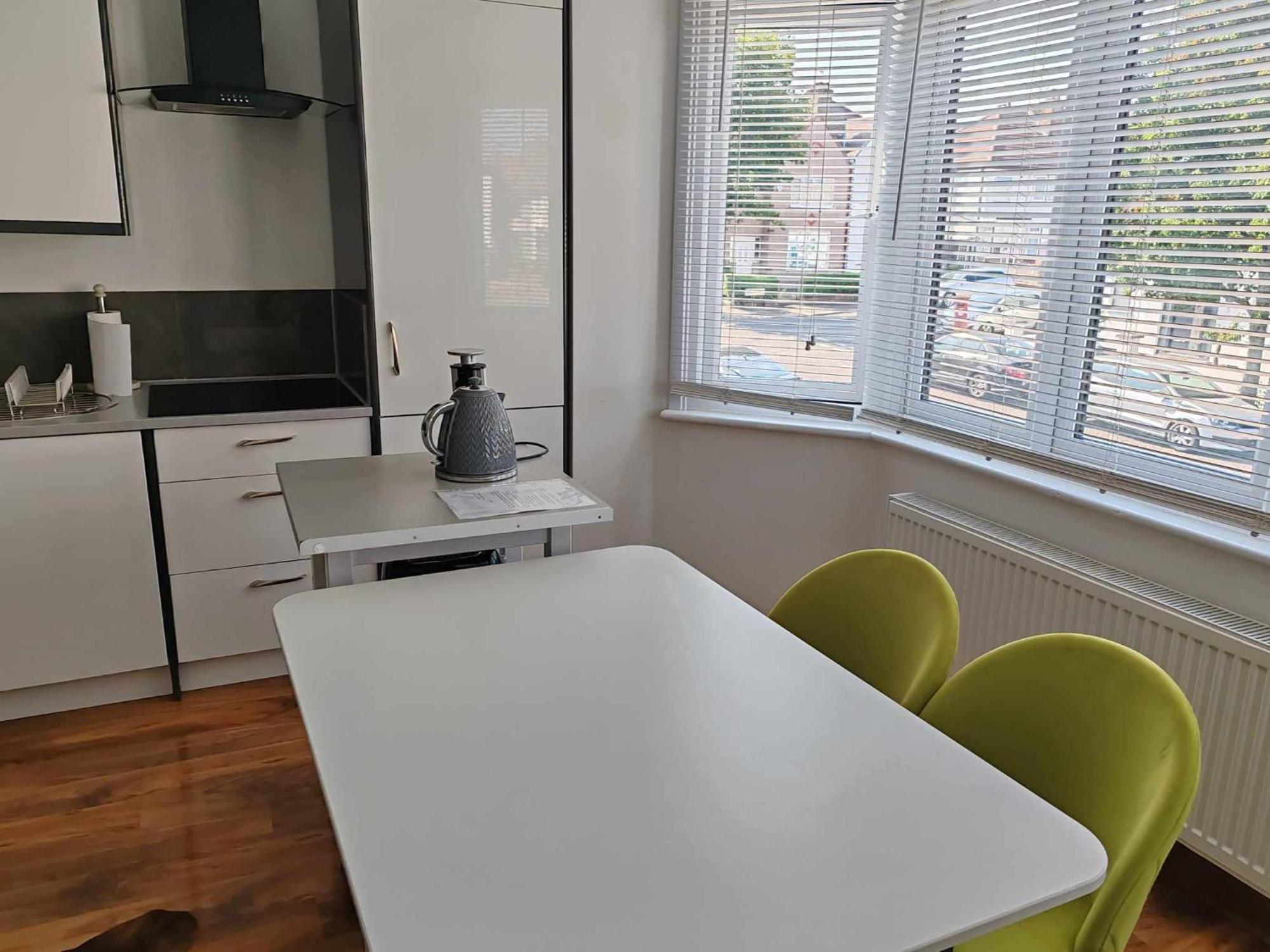Two Bedroom In Dollis Hill Апартаменты