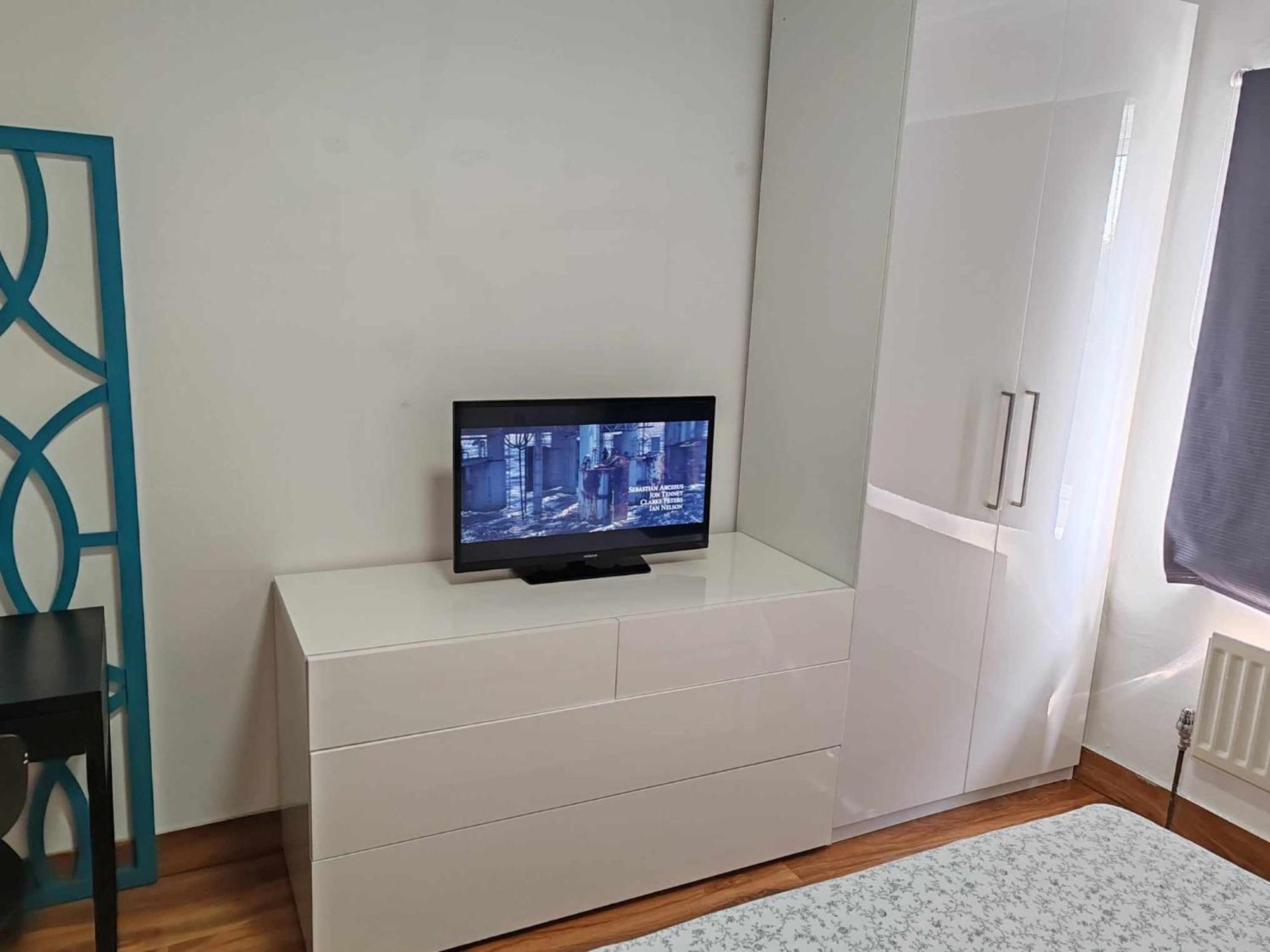 Two Bedroom In Dollis Hill Апартаменты *