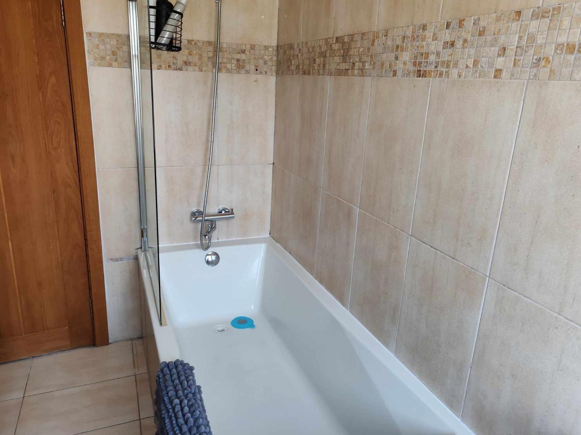 Two Bedroom In Dollis Hill Лондон
